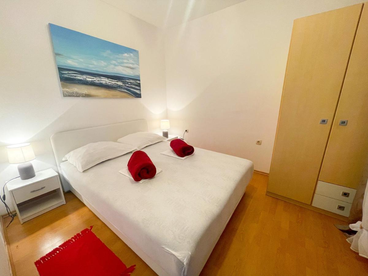 Apartmani Irena Jadranovo Luaran gambar