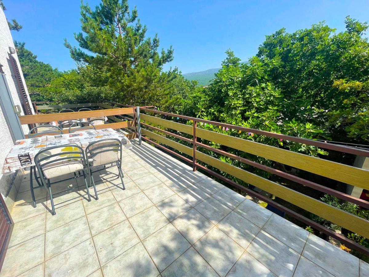 Apartmani Irena Jadranovo Luaran gambar